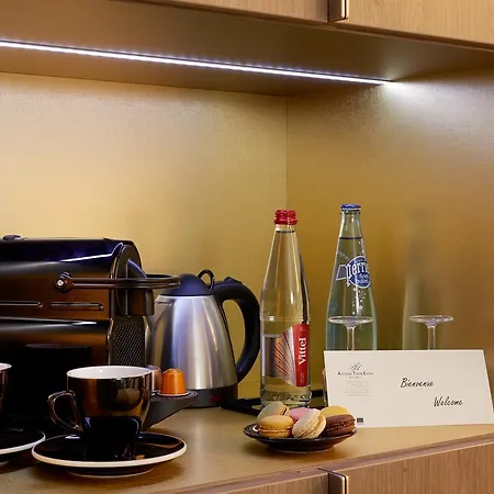 오퇴유 투어 에펠 4*