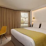 Auteuil Tour Eiffel Hotel 4*