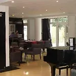 Auteuil Tour Eiffel 4* Paris