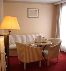 Auteuil Tour Eiffel 4* París