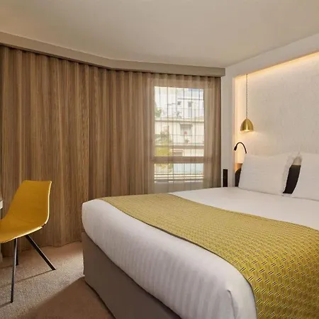 Auteuil Tour Eiffel Hotel 4*