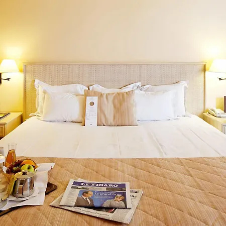 Auteuil Tour Eiffel Hotel