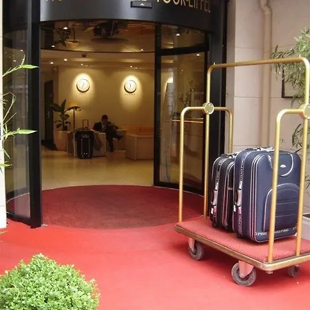 Hotel Auteuil Tour Eiffel Paris