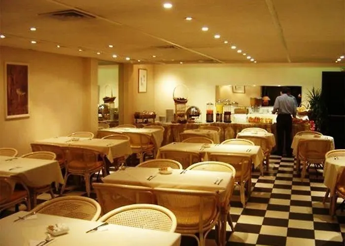 酒店 奥特易图尔埃菲尔酒店 4*