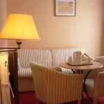 Hotel Auteuil Tour Eiffel Paris