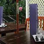 Hotel Auteuil Tour Eiffel 4*