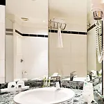 Hotel Auteuil Tour Eiffel