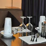Hotel Auteuil Tour Eiffel 4*
