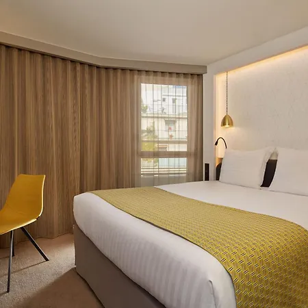 Auteuil Tour Eiffel Отель 4*