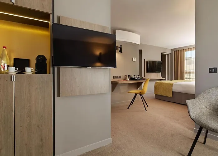 Auteuil Tour Eiffel 4* Paříž