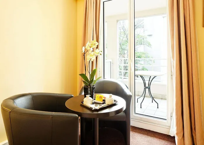 Auteuil Tour Eiffel Paříž