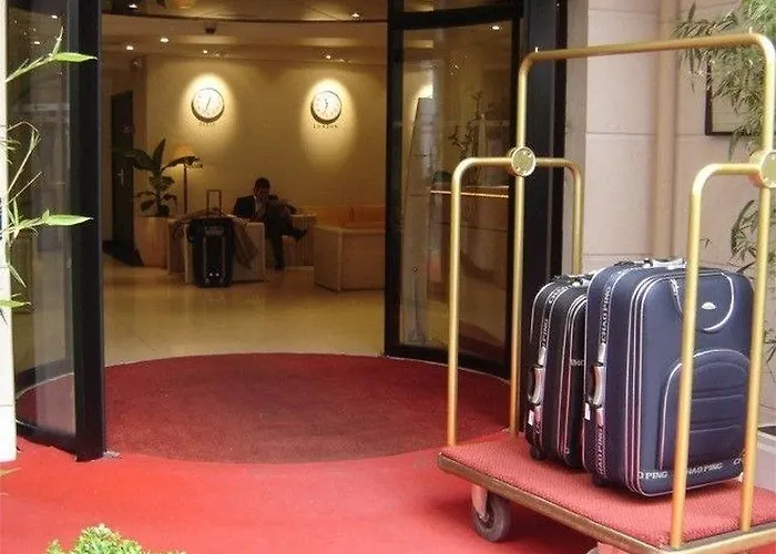 Hotel Auteuil Tour Eiffel Paříž